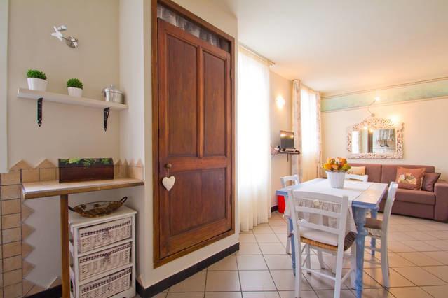Case Vacanze Borgo Marina Imperia Exterior foto