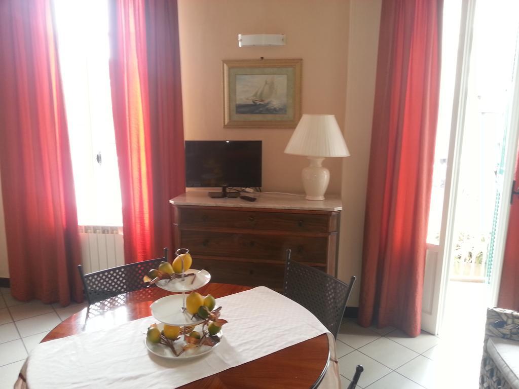 Case Vacanze Borgo Marina Imperia Quarto foto