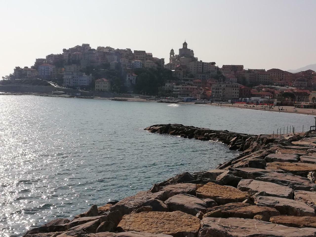 Case Vacanze Borgo Marina Imperia Exterior foto